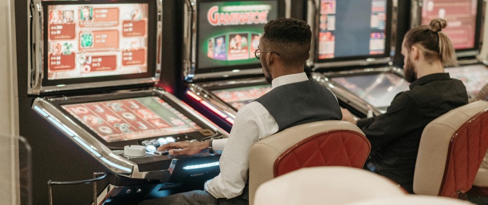 How random number generation works within online casino slots