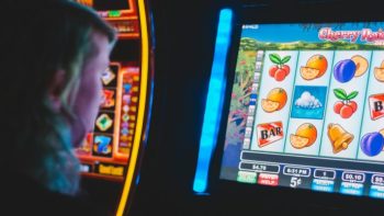 The Evolution of Bonus Features in Slots: From Free Spins to Super Bonuses image