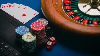 The Online Casino Battle Ground of Bonuses image