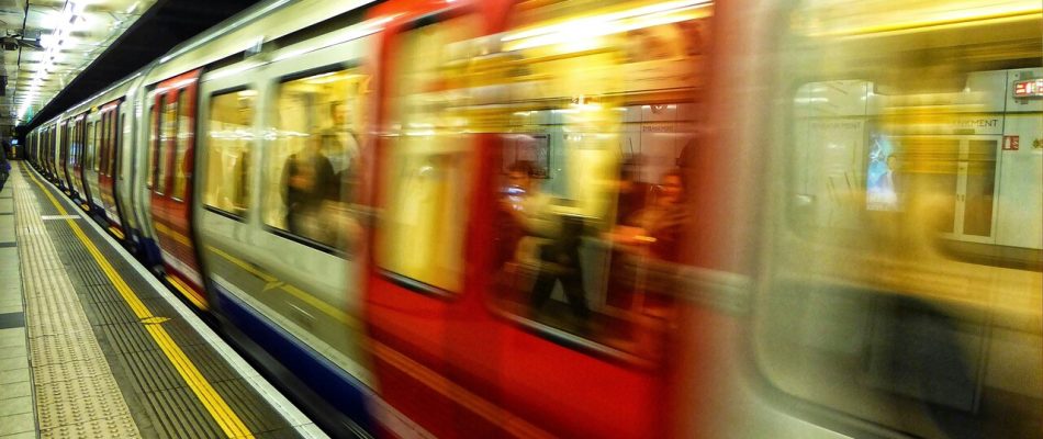 How to be discreet when playing slots in public