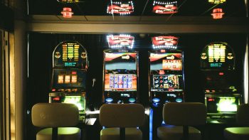 The Ultimate Checklist to Spotting a Fair Online Casino Before You Deposit image