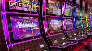 80% of 19-34 Year-Olds Prefer Online Slots – What Makes Them So Popular? image